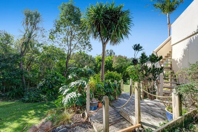 Photo of property in 26 Commodore Court, Gulf Harbour, Whangaparaoa, 0930
