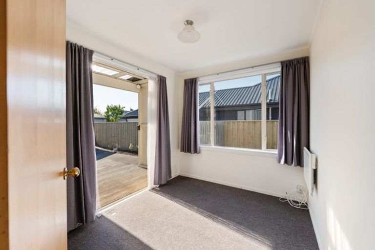 Photo of property in 222 Keyes Road, New Brighton, Christchurch, 8083