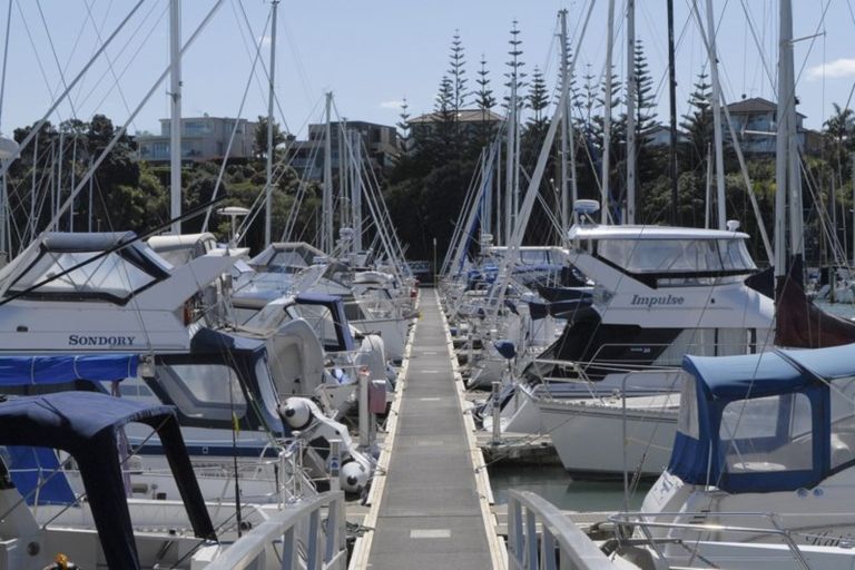 Photo of property in 61 Angiangi Crescent, Beachlands, Auckland, 2018