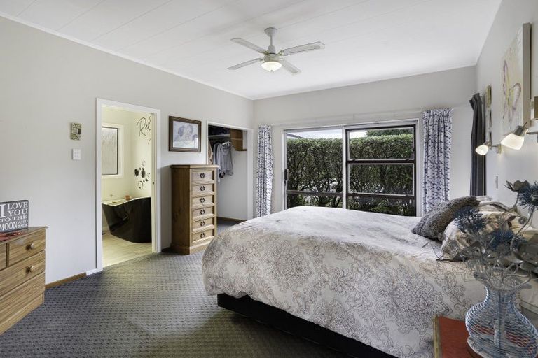 Photo of property in 82-84 Venice Street, Martinborough, 5711