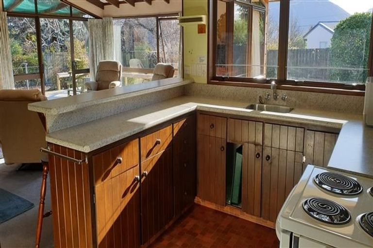 Photo of property in 152 Beacon Point Road, Wanaka, 9305