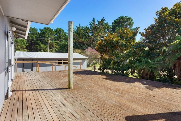 Photo of property in 4 Hokio Road, Hokio Beach, Levin, 5571