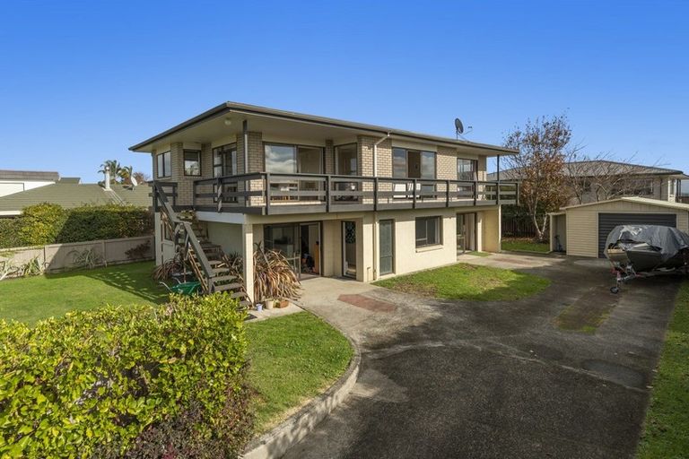 Photo of property in 12 Coppelia Avenue, Omokoroa, 3114