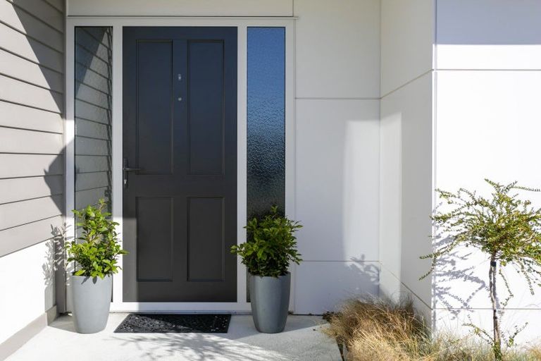 Photo of property in 10 Loloma Way, Wharewaka, Taupo, 3330