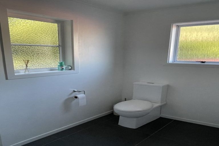 Photo of property in 16 Swainson Street, Naenae, Lower Hutt, 5011