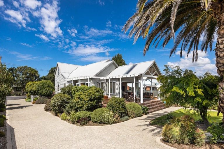 Photo of property in 12 Beaumaris Street, Outram, 9019