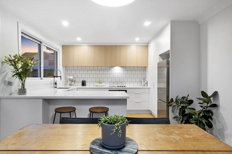 Photo of property in 21 Winston Place, Kew, Dunedin, 9012