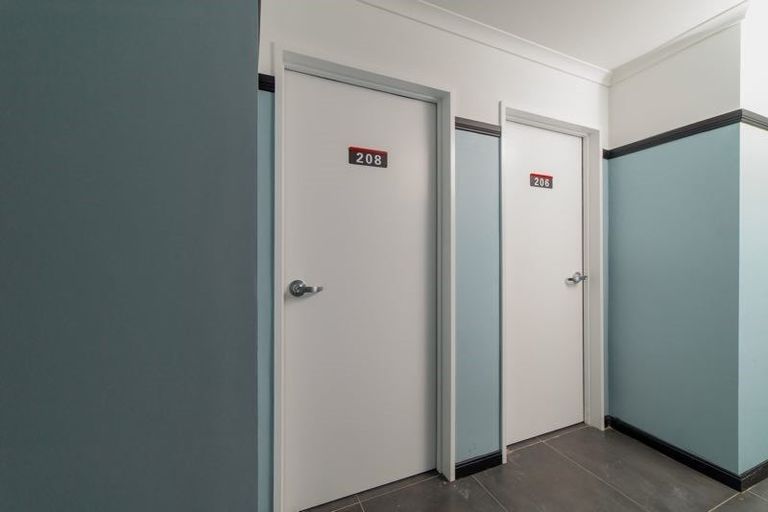 Photo of property in 6 Brookfield Avenue, Onehunga, Auckland, 1061