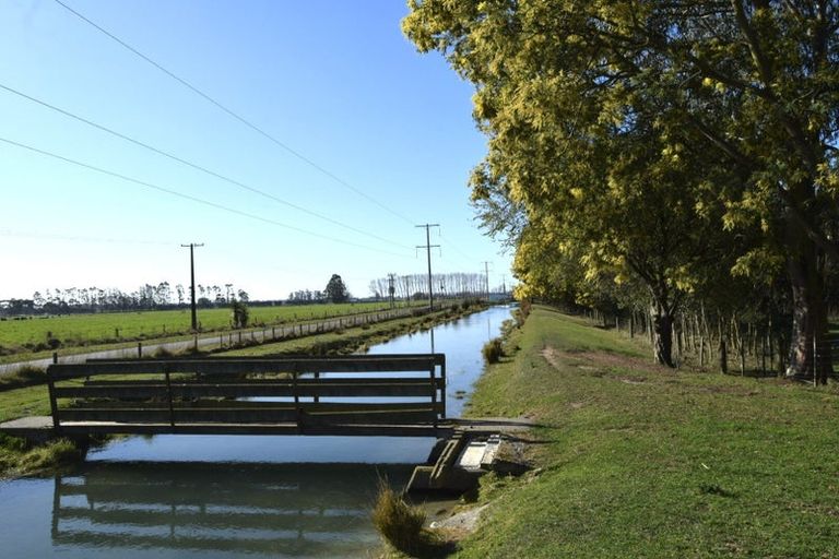 Photo of property in 53 Morven Beach Road, Morven, Waimate, 7980