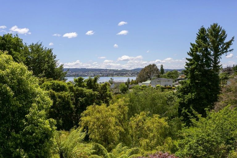 Photo of property in 34 Matuku Street, Two Mile Bay, Taupo, 3330