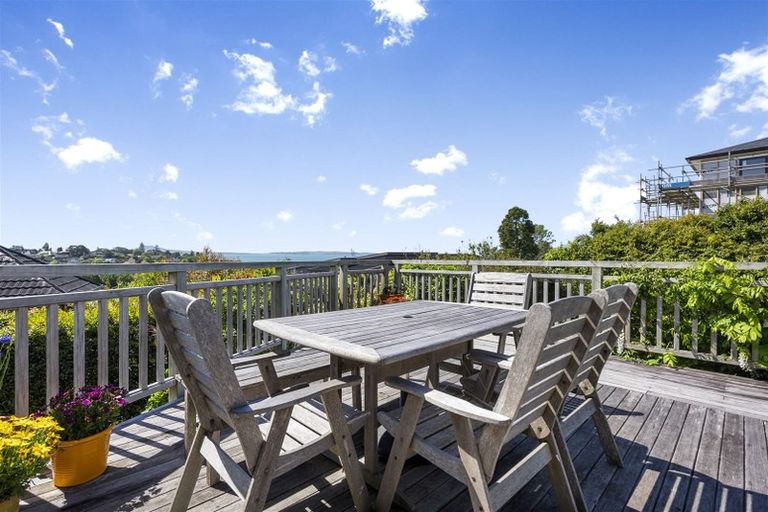 Photo of property in 100a Mellons Bay Road, Mellons Bay, Auckland, 2014