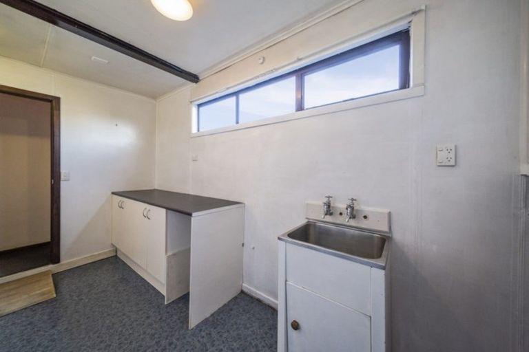 Photo of property in 42 Ballance Street, Lower Vogeltown, New Plymouth, 4310