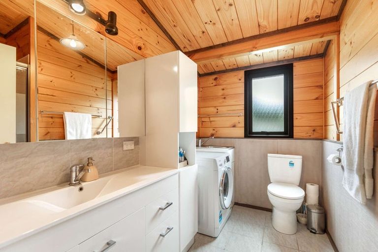 Photo of property in 12 Bens Place, Springvale, Whanganui, 4501