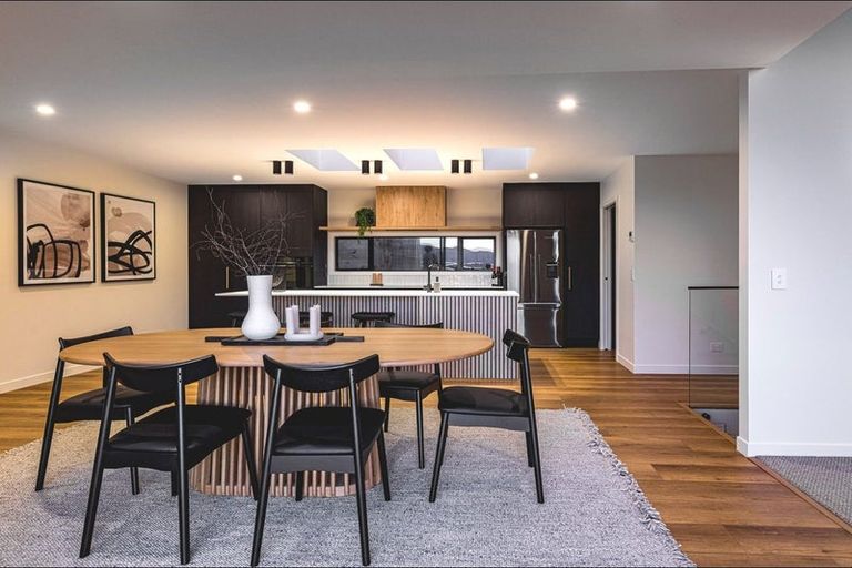 Photo of property in 37 Ruapehu Street, Paraparaumu, 5032