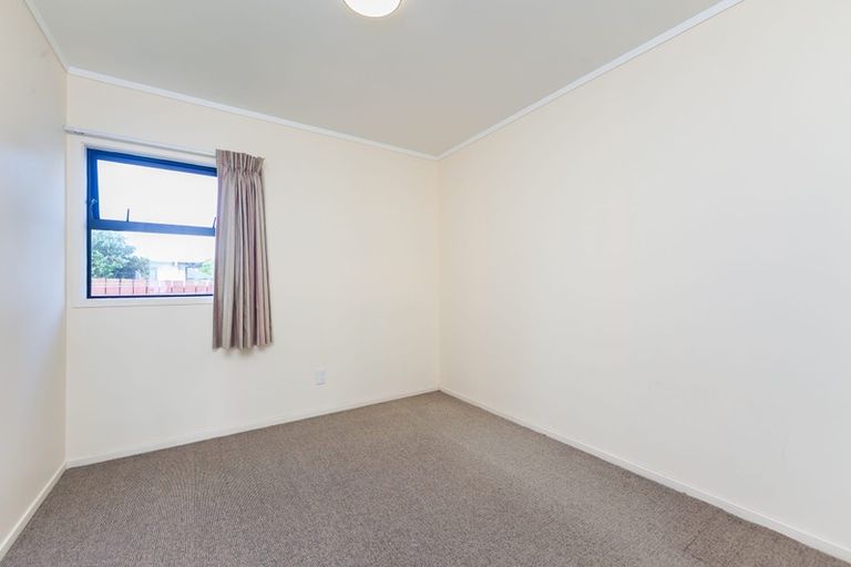 Photo of property in 2/107 Russell Road, Manurewa, Auckland, 2102