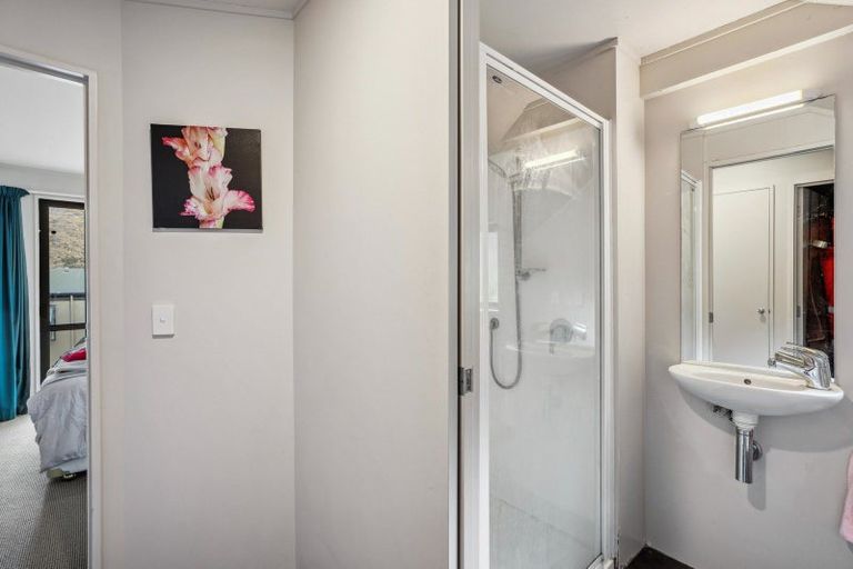 Photo of property in Elkridge Apartments, 14/64 Marina Drive, Frankton, Queenstown, 9300