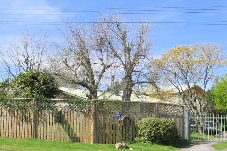 Photo of property in 28 Mount View Drive, Mangakakahi, Rotorua, 3015