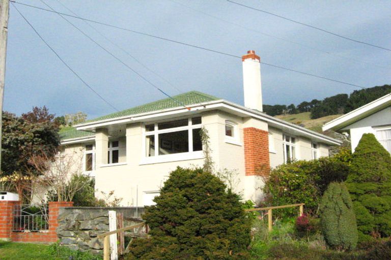 Photo of property in 56 Greenacres Street, Macandrew Bay, Dunedin, 9014