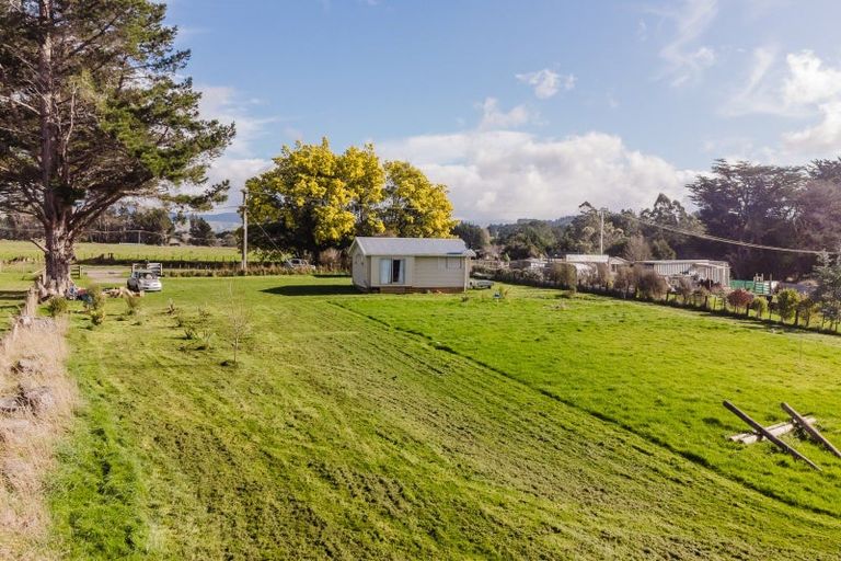 Photo of property in 37 Bright Street, Eketahuna, 4900