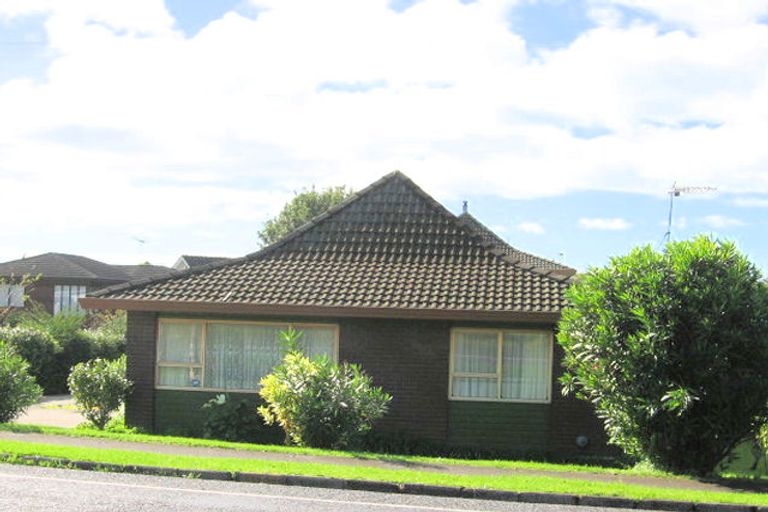 Photo of property in 1/140 Bucklands Beach Road, Bucklands Beach, Auckland, 2012