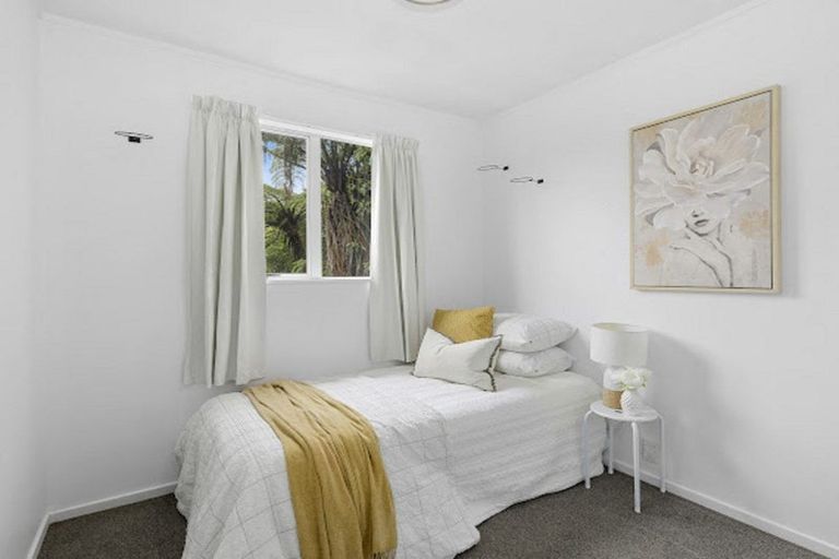 Photo of property in 2/259 Major Drive, Kelson, Lower Hutt, 5010