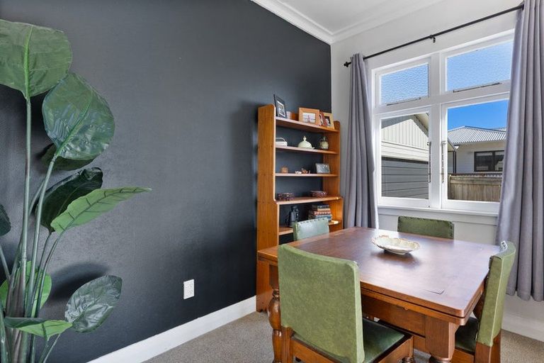 Photo of property in 3a Tupoki Street, Glen Avon, New Plymouth, 4312
