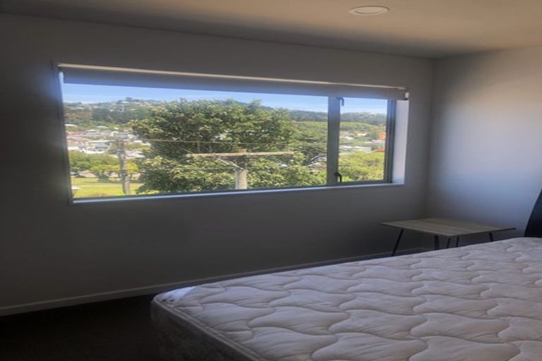 Photo of property in 2/37 Daniell Street, Newtown, Wellington, 6021