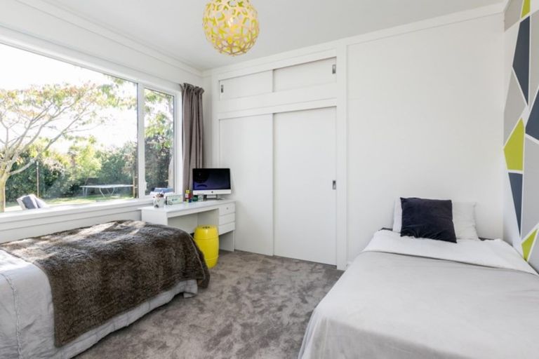 Photo of property in 8 Emerald Hill, Havelock North, 4130