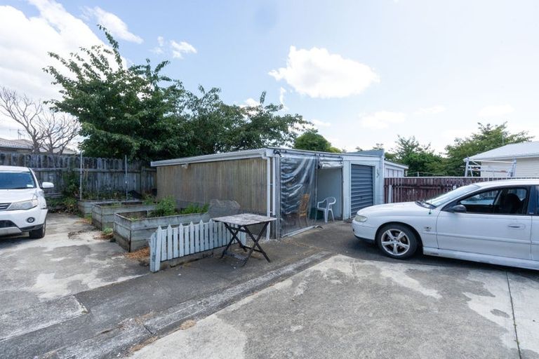 Photo of property in 634 Queen Street East, Levin, 5510