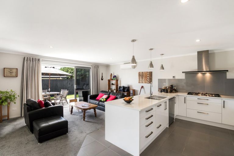 Photo of property in 1 Martingale Drive, Kingseat, Papakura, 2580