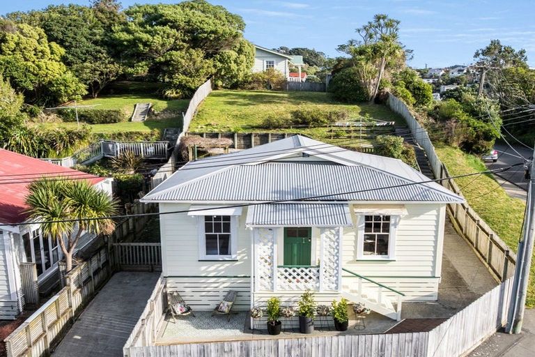 Photo of property in 13 Bombay Street, Ngaio, Wellington, 6035