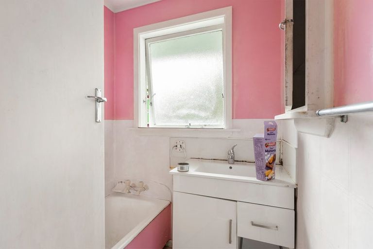 Photo of property in 119 Buckley Road, Southgate, Wellington, 6023