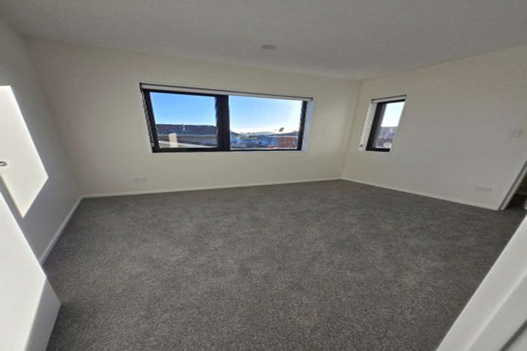 Photo of property in 12a Galloway Crescent, Farm Cove, Auckland, 2012