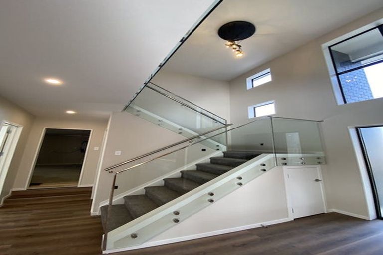 Photo of property in 5 Bendridge Street, Flat Bush, Auckland, 2019