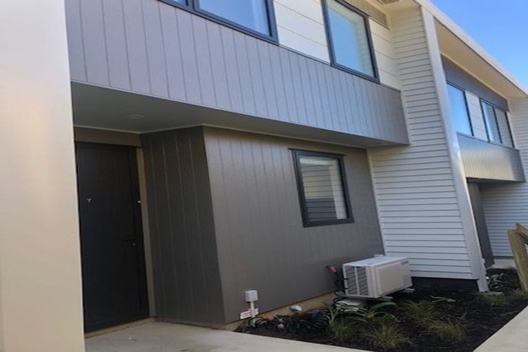 Photo of property in 7/52 High Street, Island Bay, Wellington, 6023