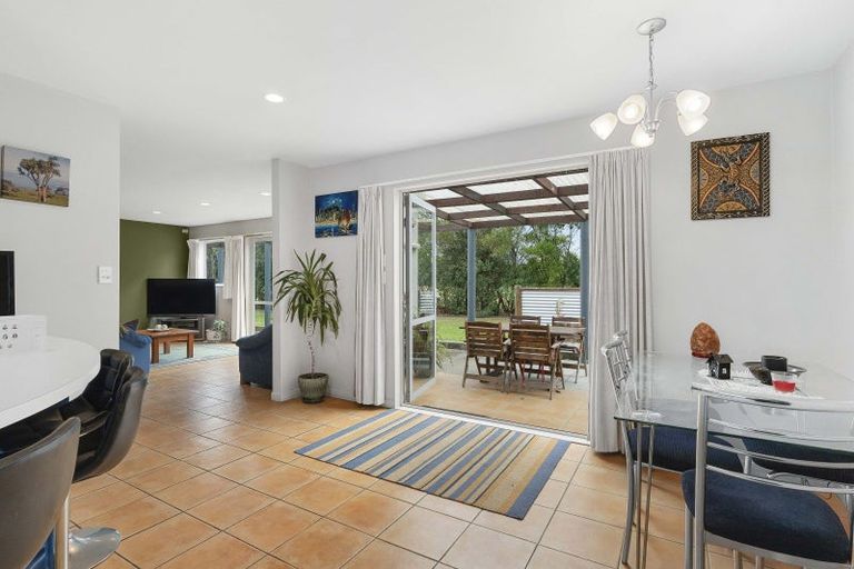 Photo of property in 25 Kenwyn Drive, Carterton, 5713