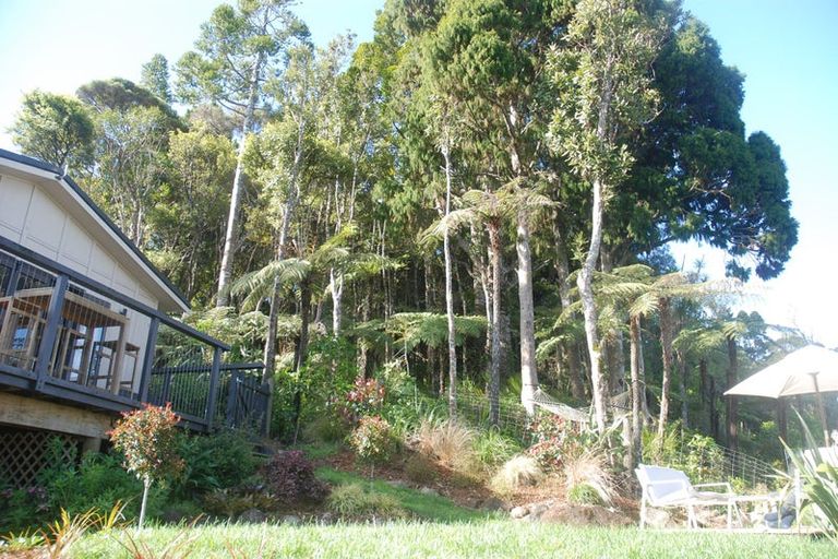 Photo of property in 45 Jonkers Road, Waitakere, Henderson, 0782