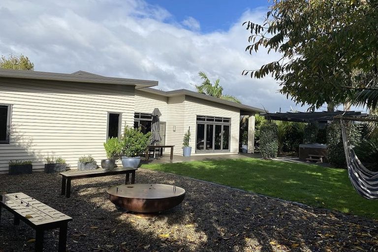 Photo of property in 35 Bellbird Rise, Pyes Pa, Tauranga, 3112