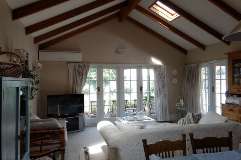 Photo of property in 43 Clissold Street, Merivale, Christchurch, 8014