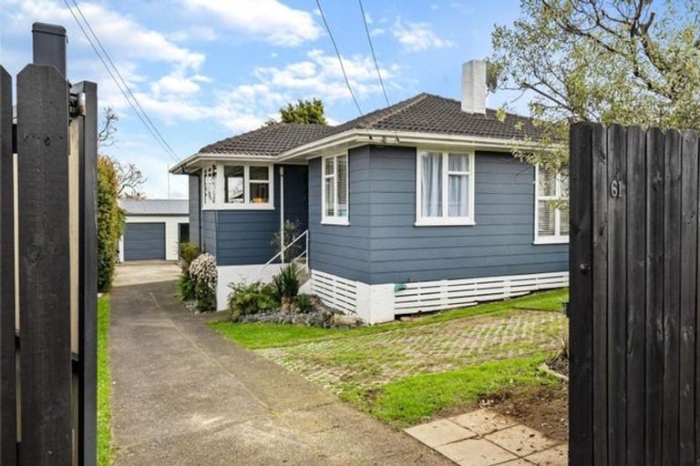 Photo of property in 61 Arimu Road, Papakura, 2110