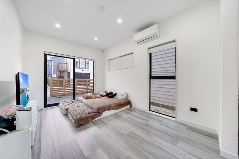 Photo of property in 15 Te Kaapia Road, Papakura, 2110