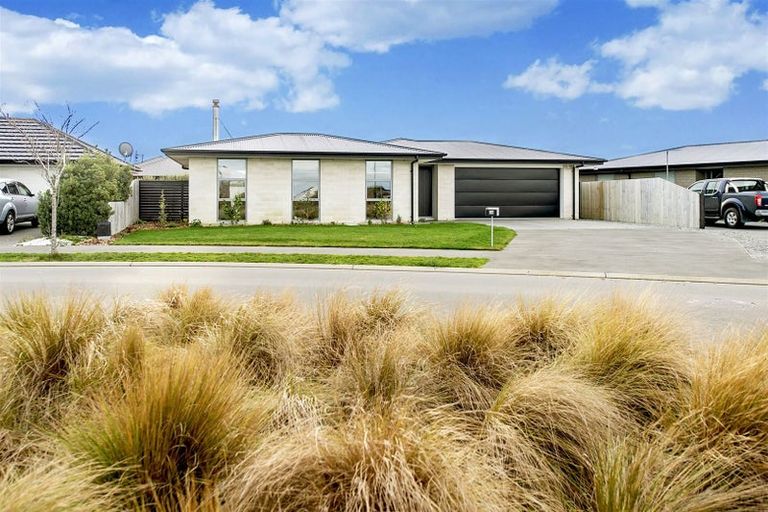 Photo of property in 68 Quartz Drive, Rolleston, 7614