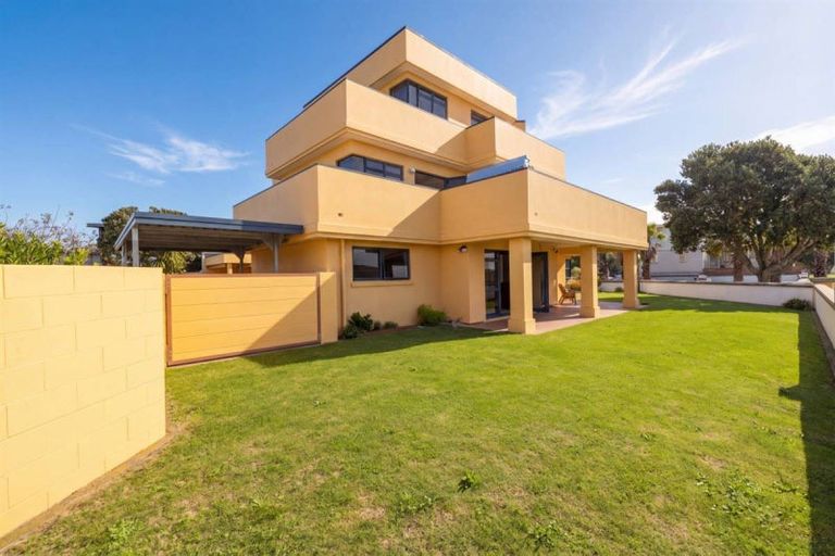 Photo of property in 1 Bermuda Drive, Papamoa Beach, Papamoa, 3118