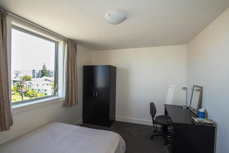 Photo of property in 105 Clyde Street, North Dunedin, Dunedin, 9016