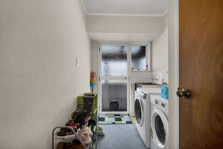 Photo of property in 9a Ballantrae Place, Highlands Park, New Plymouth, 4312