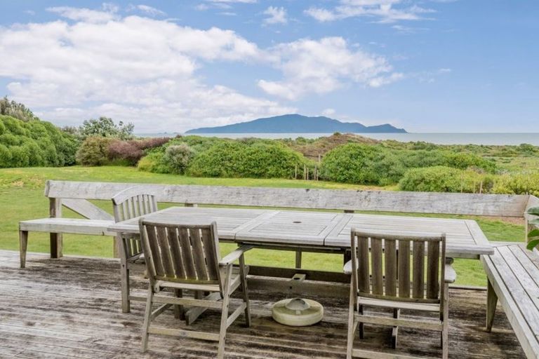 Photo of property in 276 Te Hapua Road, Te Horo, Otaki, 5581