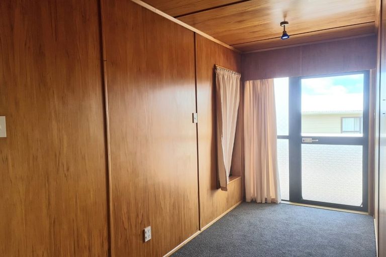 Photo of property in 177 Holborn Drive, Stokes Valley, Lower Hutt, 5019