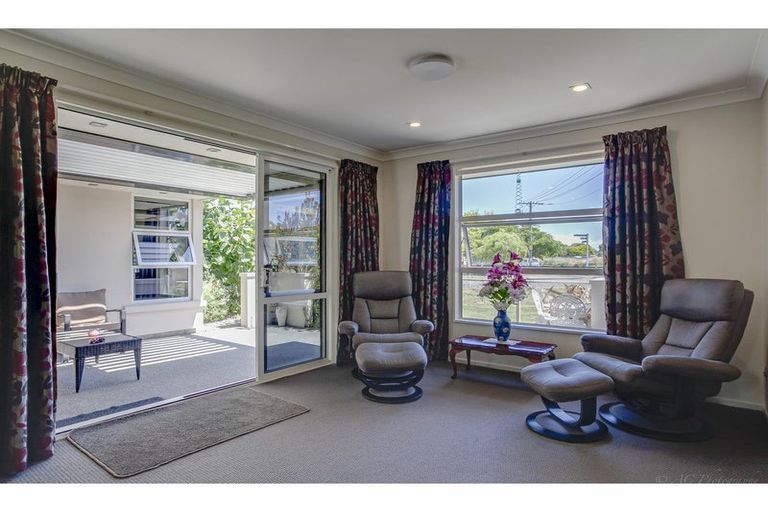 Photo of property in 100 Princes Street, Temuka, 7920