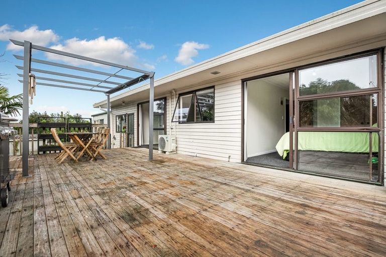 Photo of property in 2/46a Claude Road, Hillpark, Auckland, 2102