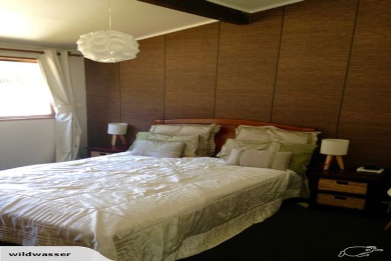 Photo of property in 35 Leinster Avenue, Raumati South, Paraparaumu, 5032